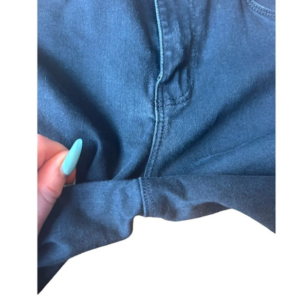 L’agence Slim Jeans Faded Black with Distressed Knees Women’s Size 27 - Picture 9 of 11